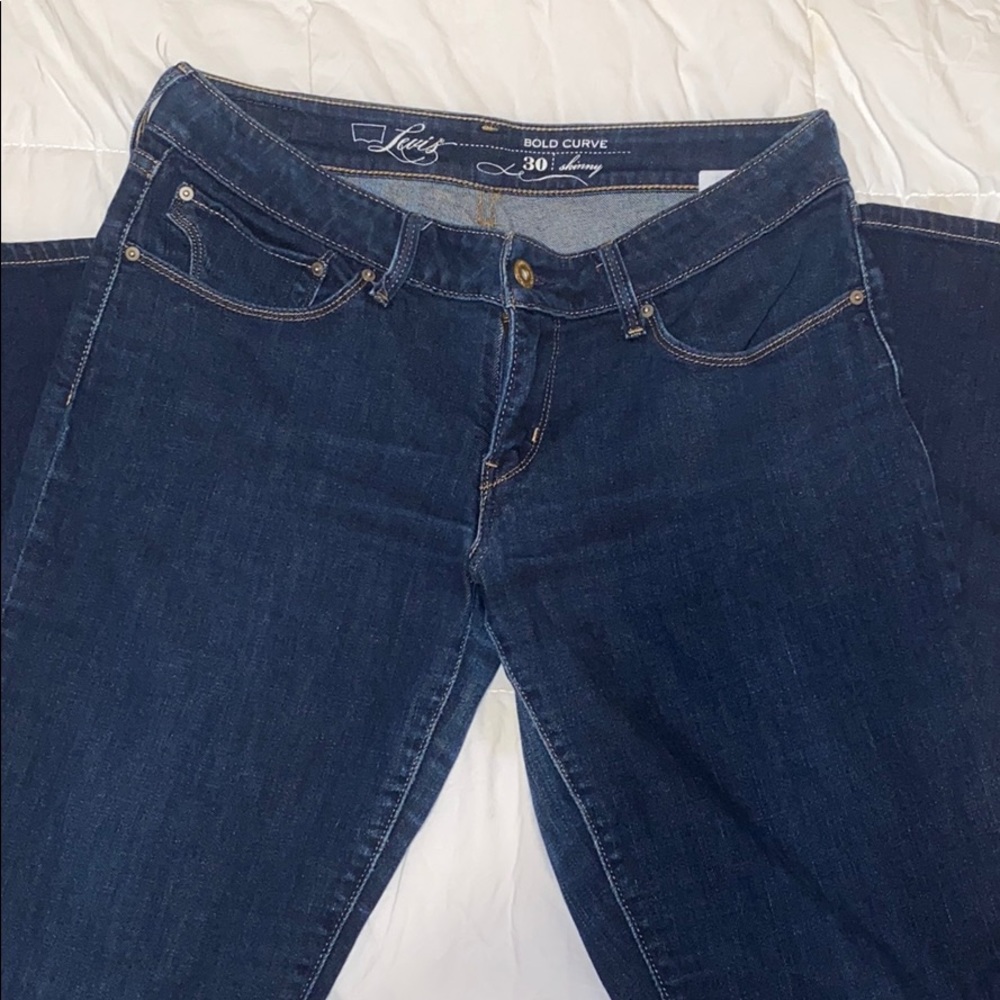 Levi’s Bold Curve 30x32 straight leg mid rise jean
